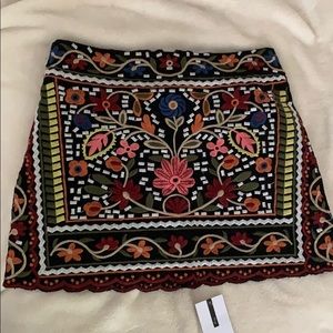 Goodnight Macaroon Embroidered Skirt